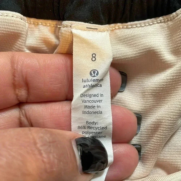 Lululemon athletic shorts for women’s - Picture 8 of 9